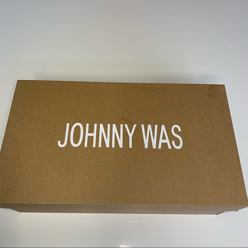 NWT JOHNNY WAS BLACK EMBROIDERED MULE Size 9 - Picture 6 of 11